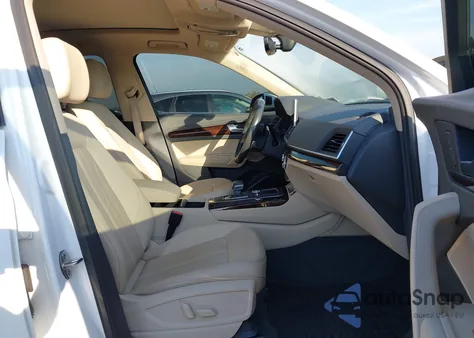 2018 Audi Q5 2.0T Premium/2.0T Tech Premium из США, поврежденный, VIN WA1BNAFY7J2100691